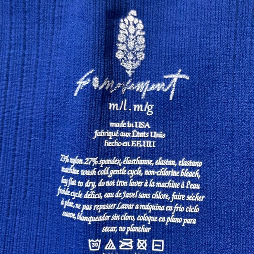 Free People Movement Good Karma Running Shorts size M/L NEW Blue Indigo w/ logo - Picture 5 of 5